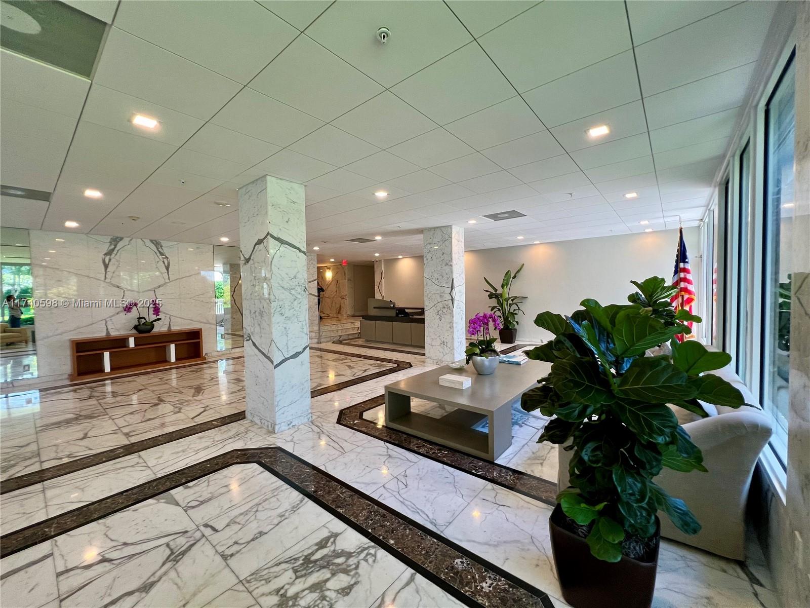 177 Ocean Lane Dr #713, Key Biscayne FL 33149