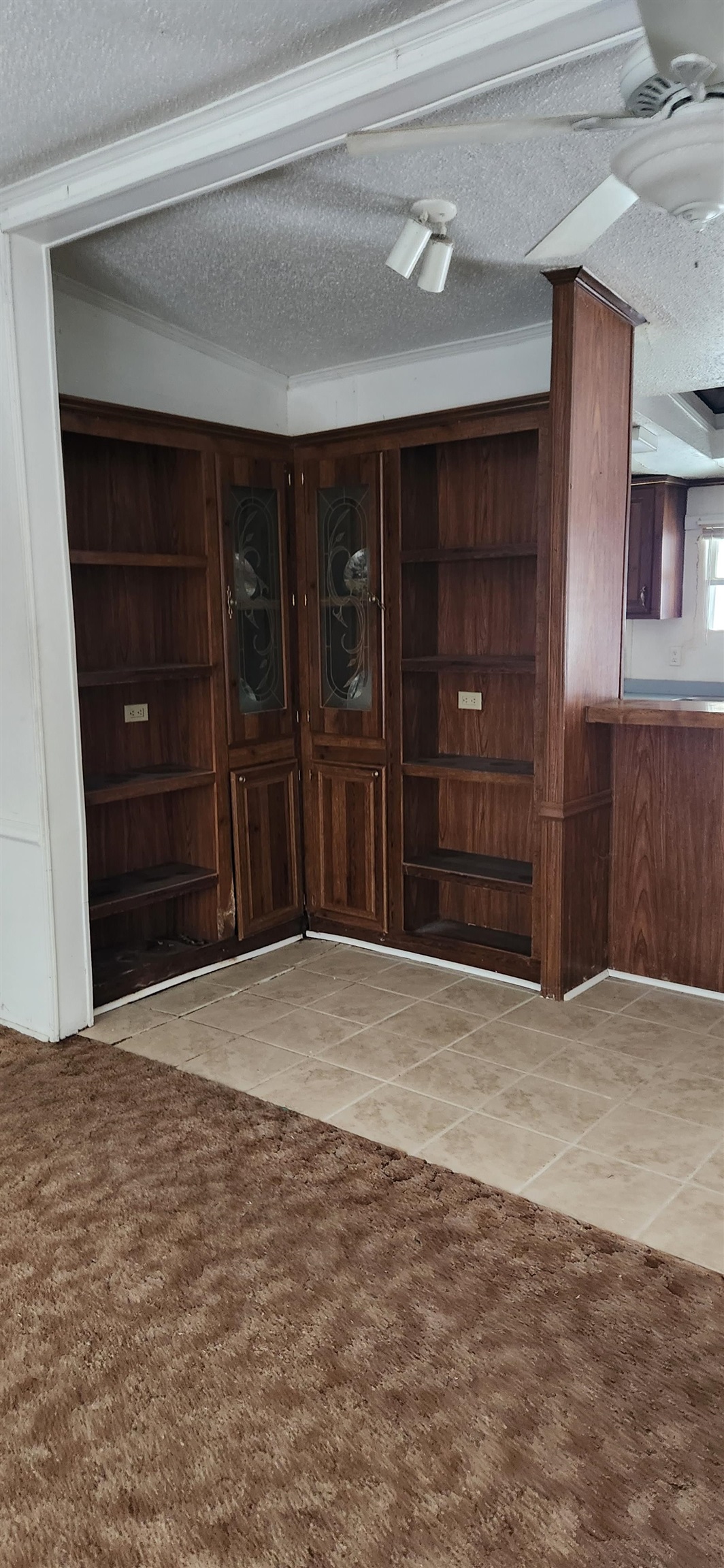 46 & 58 Howdyshell Ln