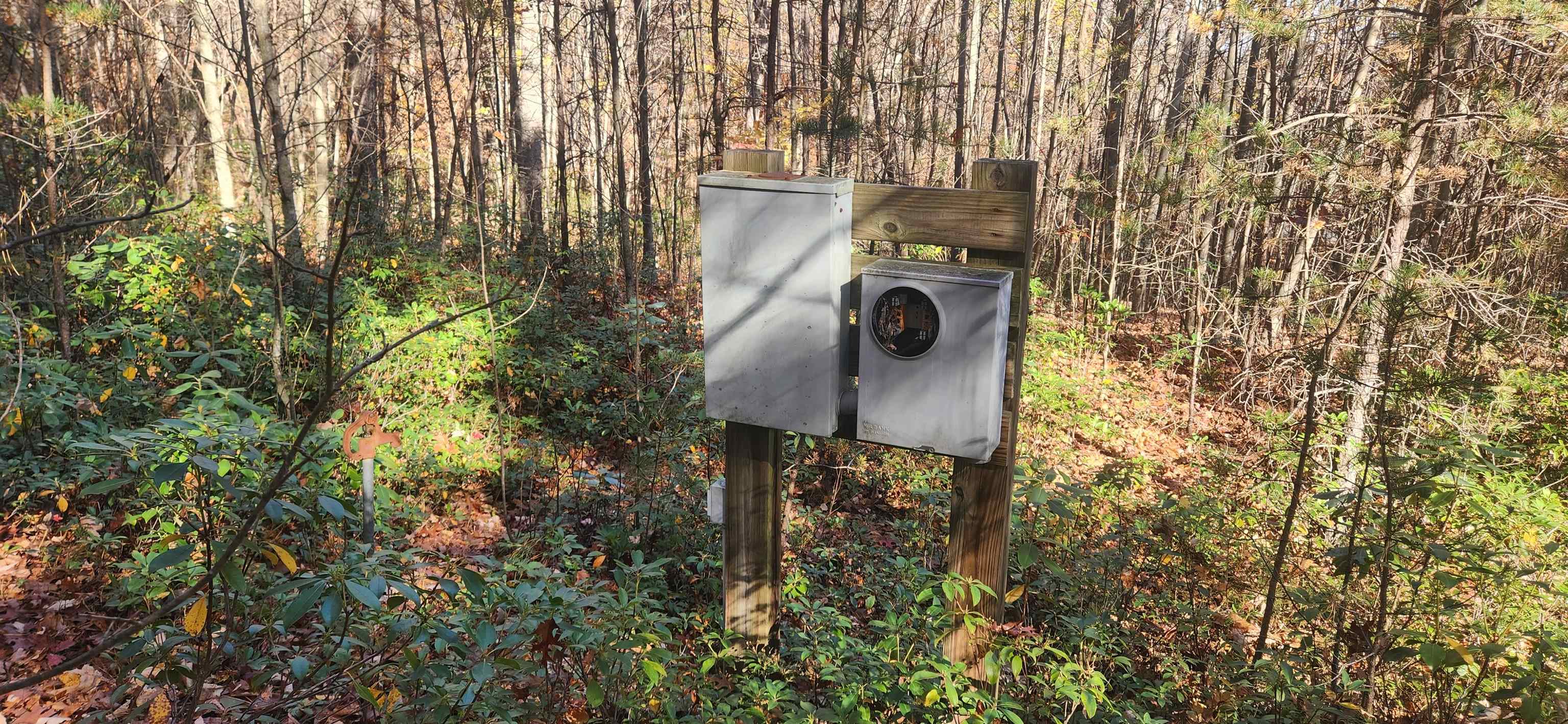 46 & 58 Howdyshell Ln