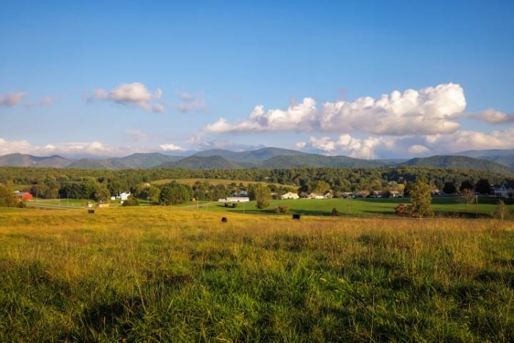 47 acres Lee Hwy N