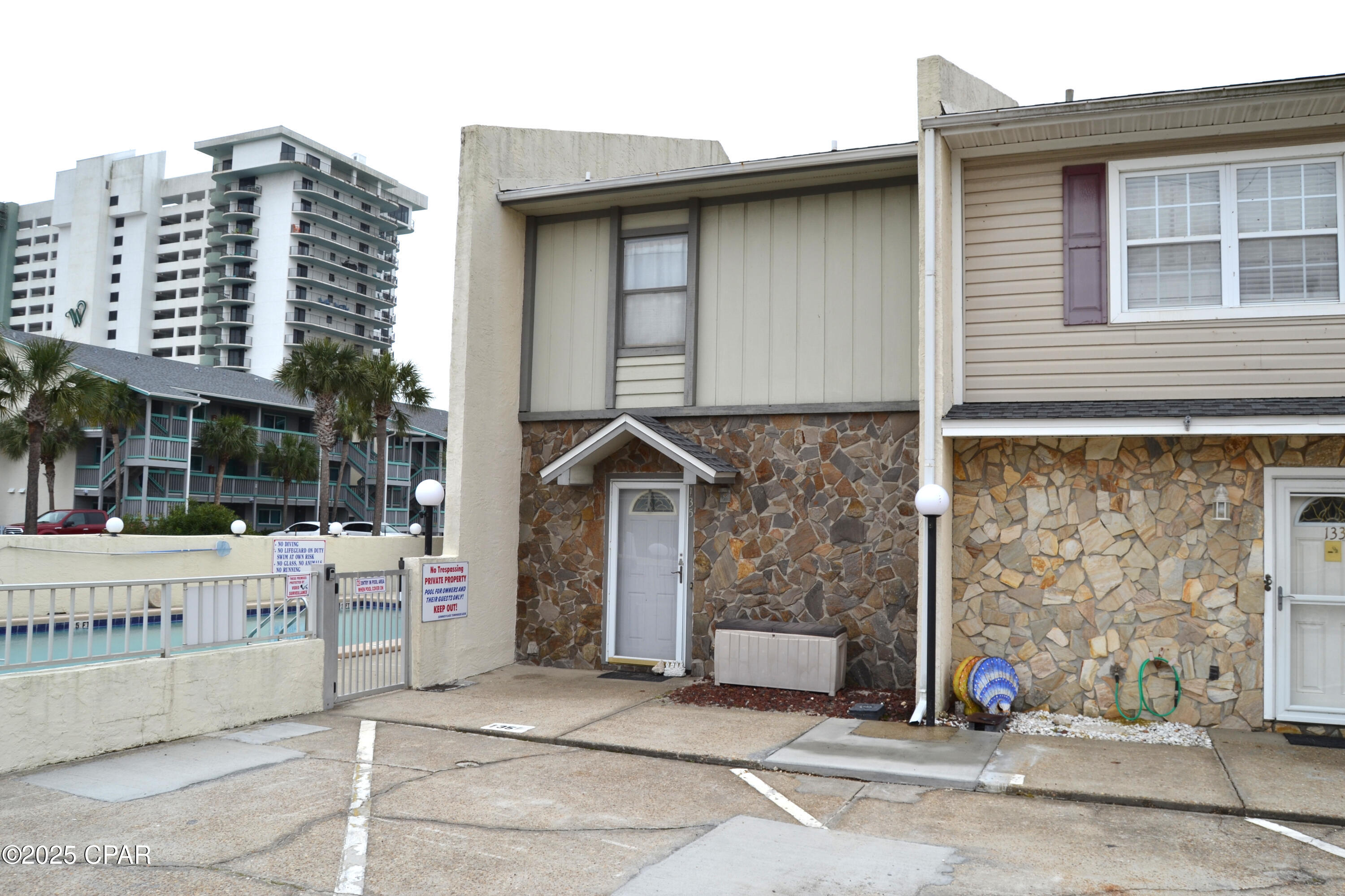 Image 2 For 6215 Thomas Drive 135