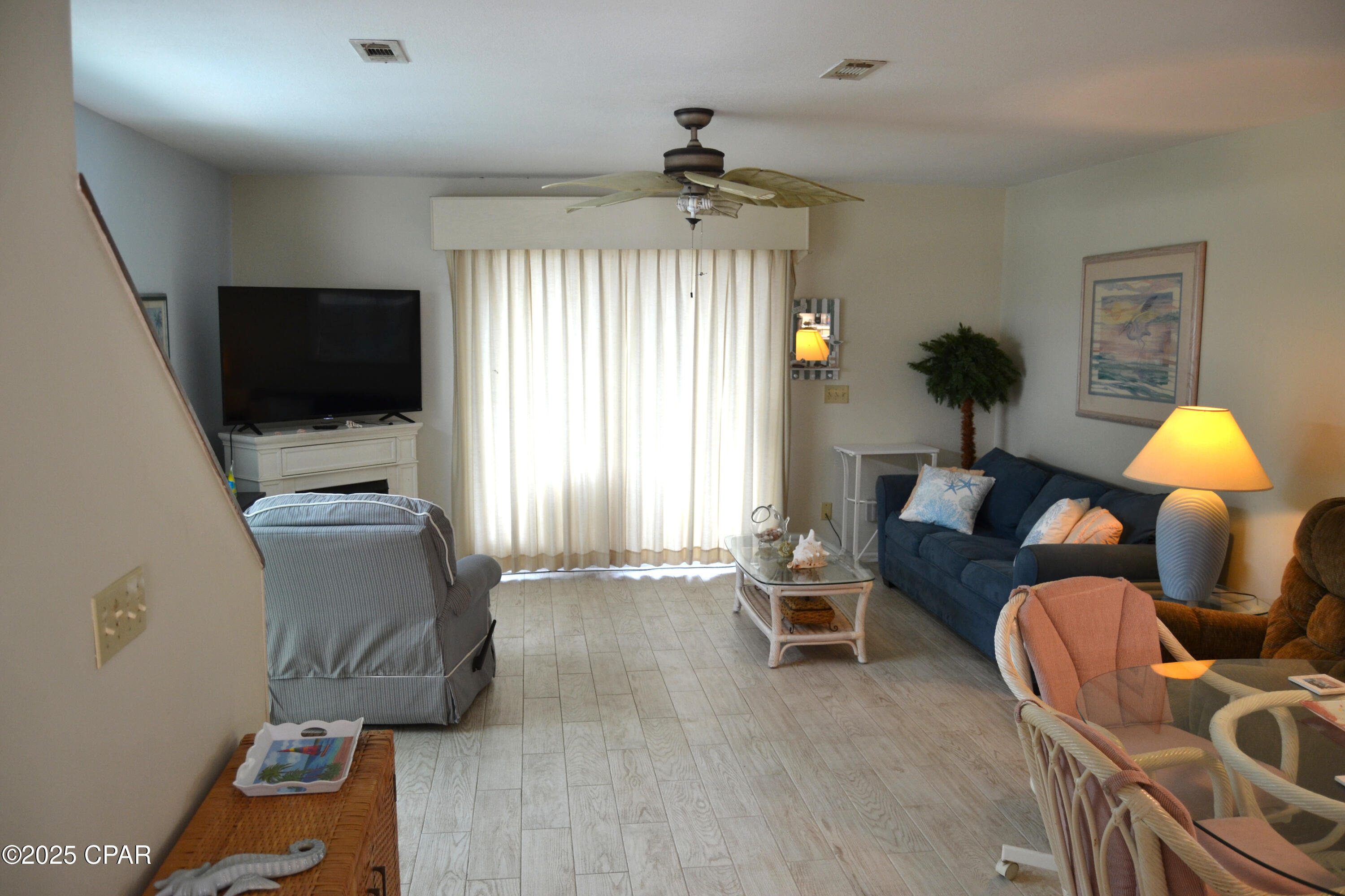 Image 9 For 6215 Thomas Drive 135