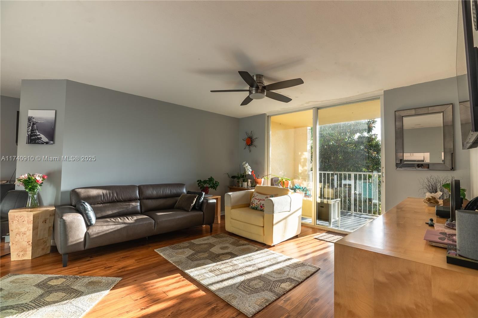 19999 E Country Club Dr #1/305, Aventura FL 33180