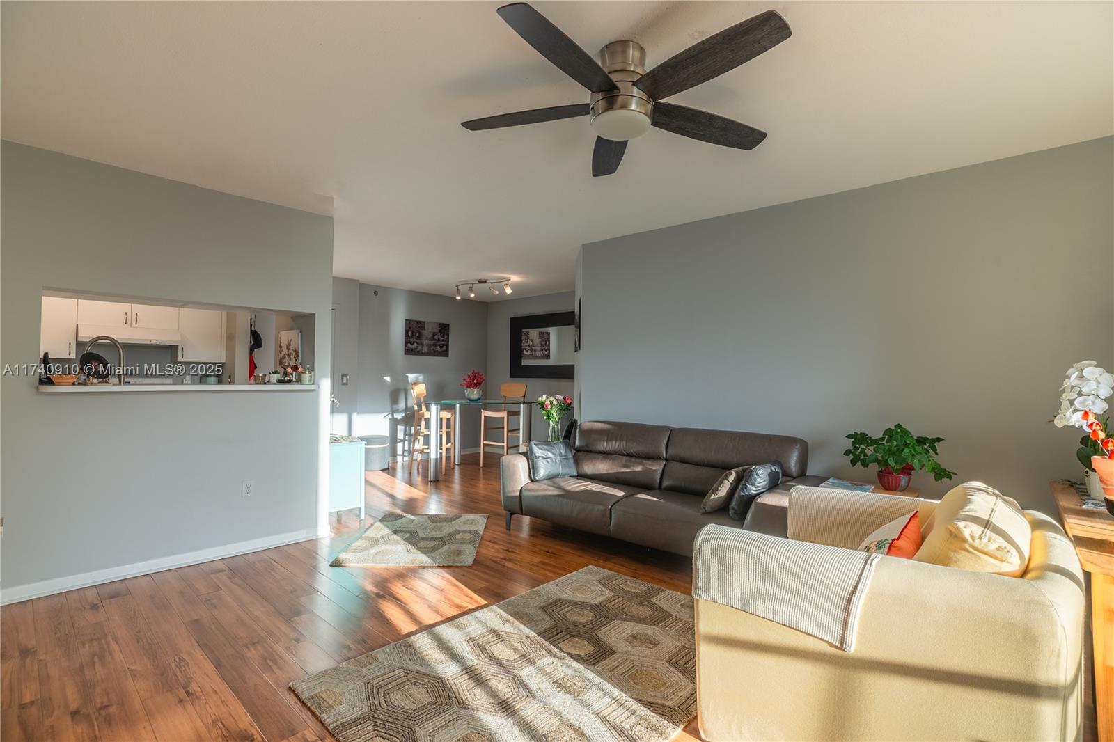 19999 E Country Club Dr #1/305, Aventura FL 33180