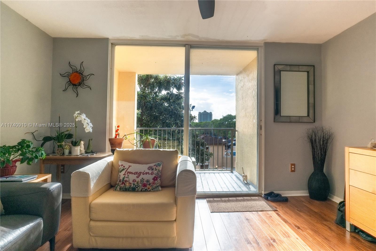19999 E Country Club Dr #1/305, Aventura FL 33180