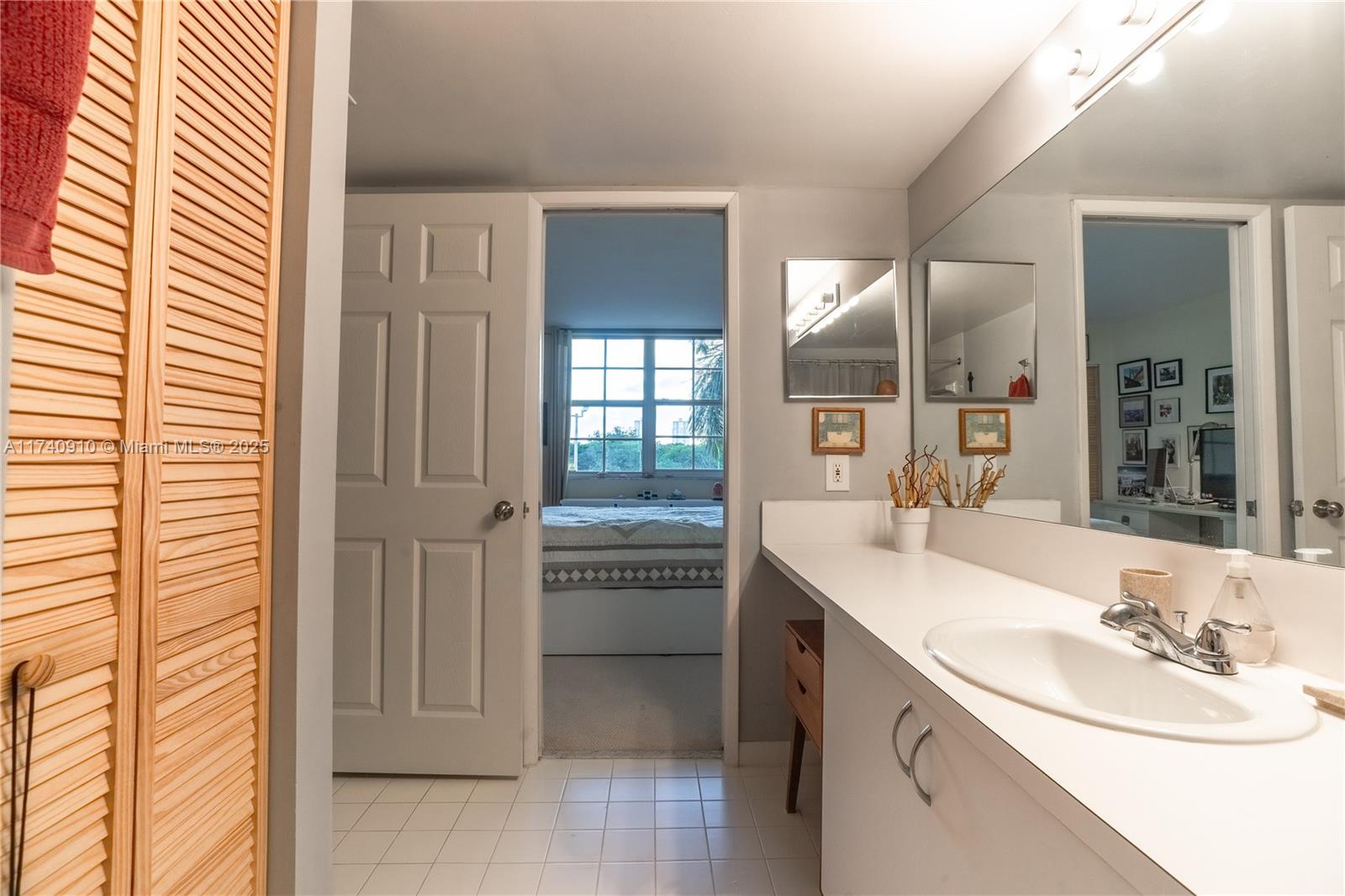 19999 E Country Club Dr #1/305, Aventura FL 33180