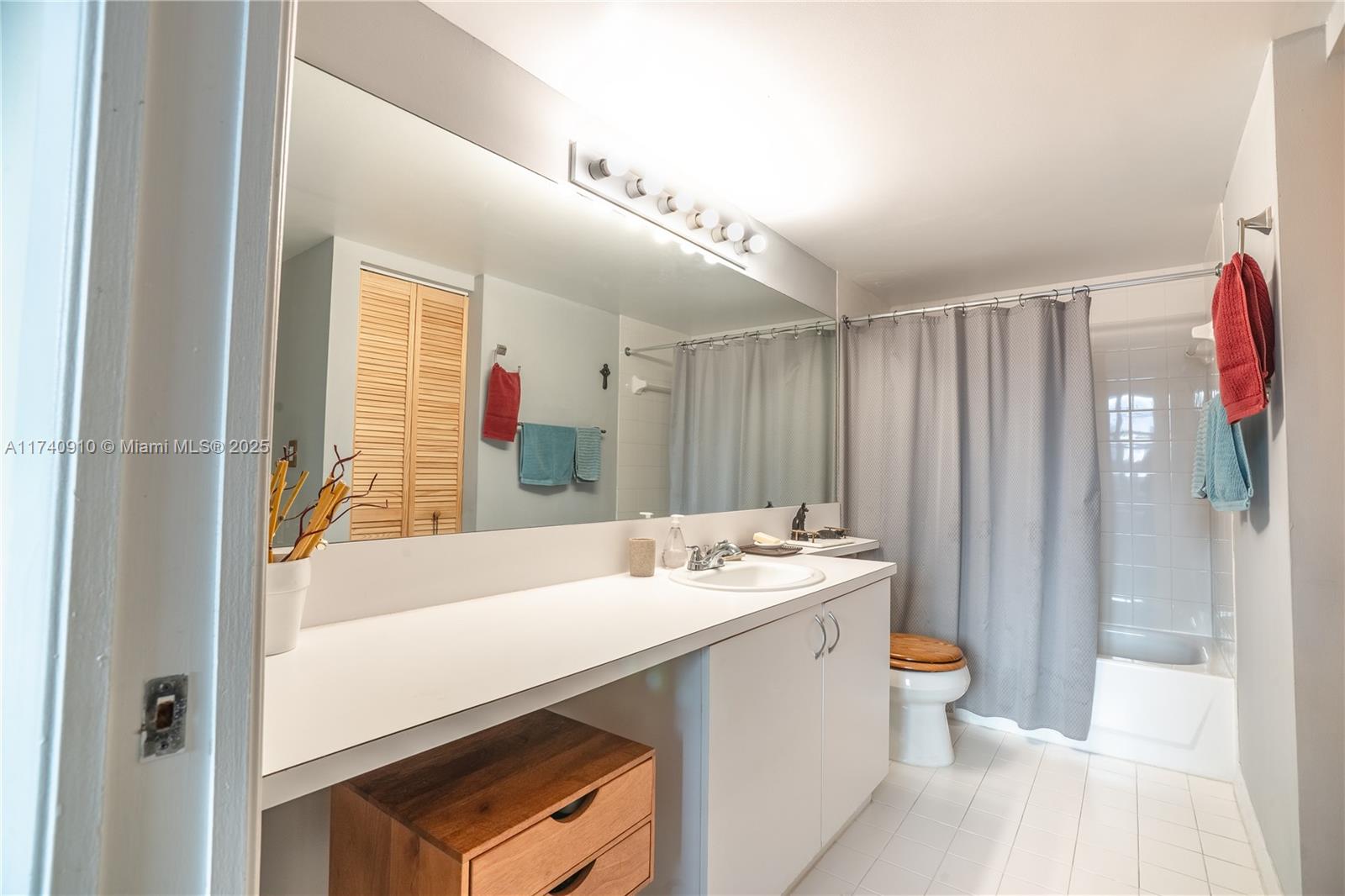 19999 E Country Club Dr #1/305, Aventura FL 33180