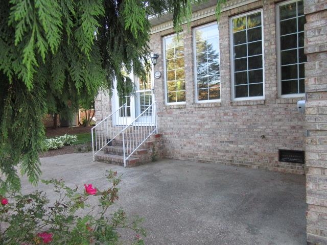 3384 Mesinetto Creek Dr