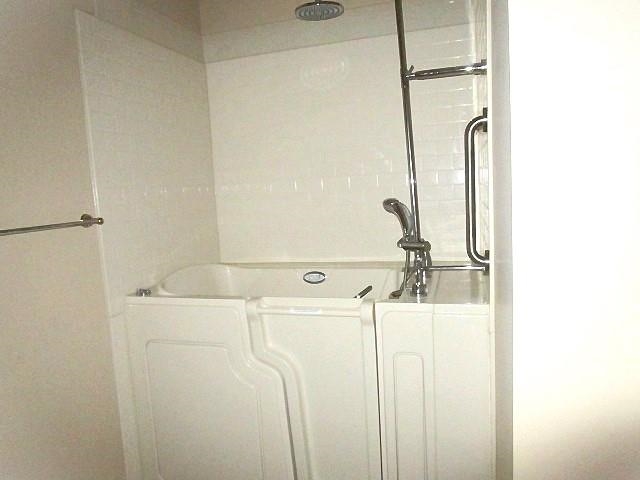 3384 Mesinetto Creek Dr