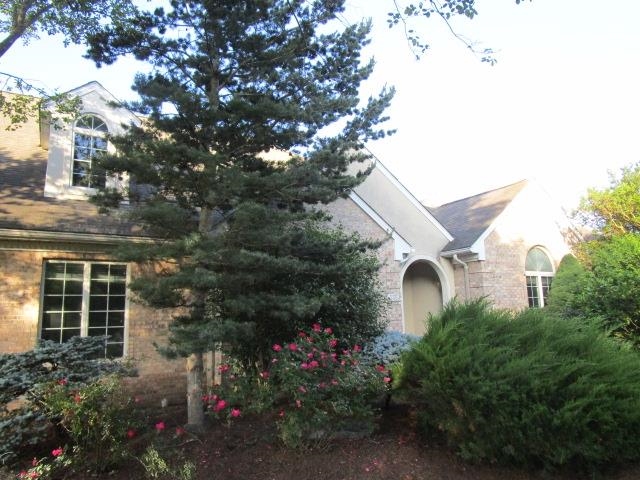 3384 Mesinetto Creek Dr