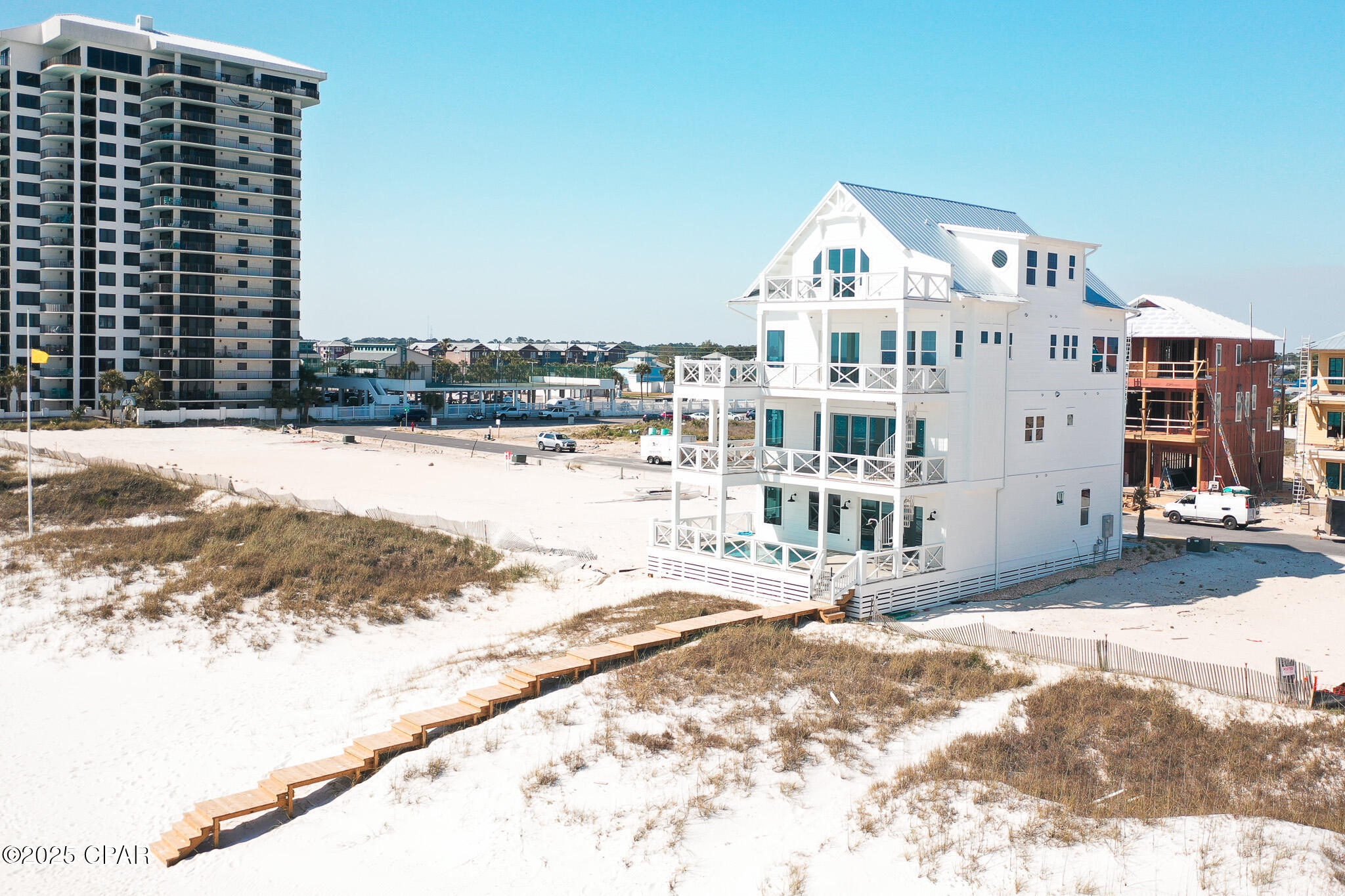 Image 4 For 5939 Gulf Drive