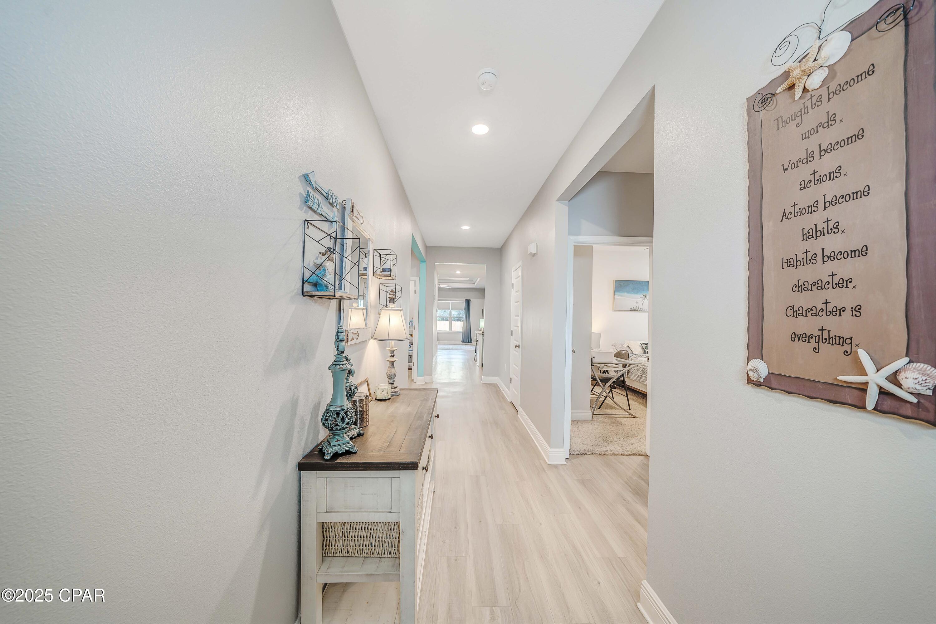 Image 5 For 212 Villa Bay Drive