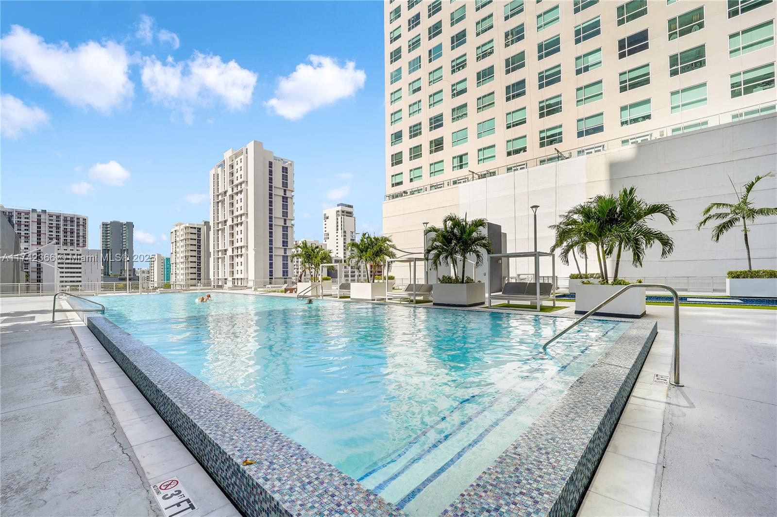690 SW 1st Ct #3117, Miami FL 33130