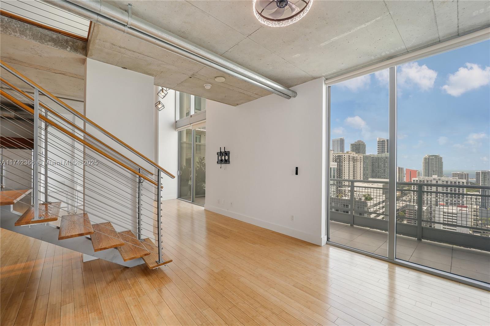 690 SW 1st Ct #3117, Miami FL 33130