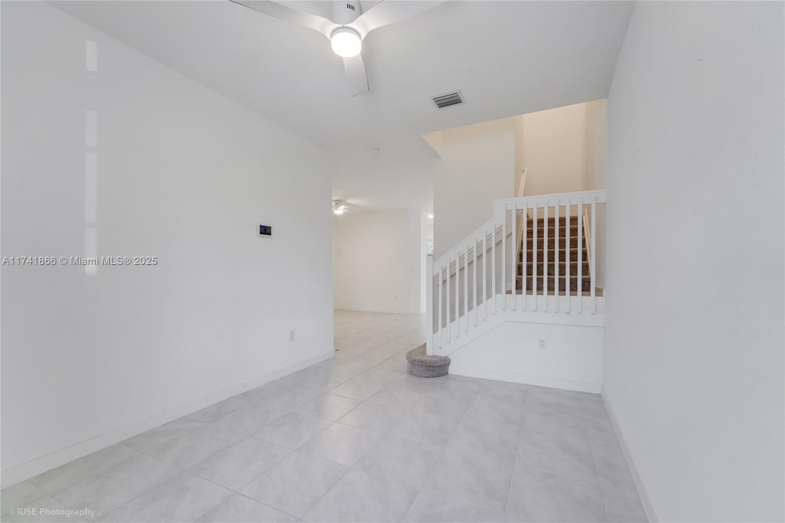 20849 NW 9th Path, Miami Gardens, Florida image 2
