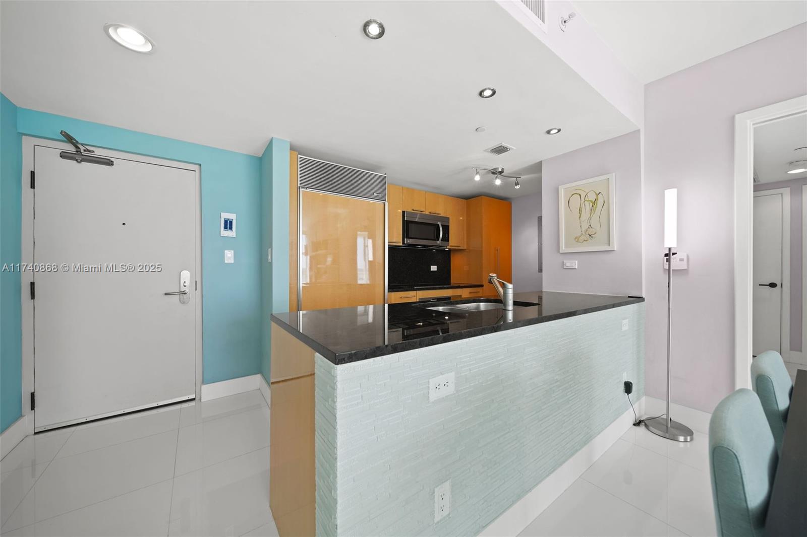 6801 Collins Ave #1214 (Deed Number 1206), Miami Beach FL 33141