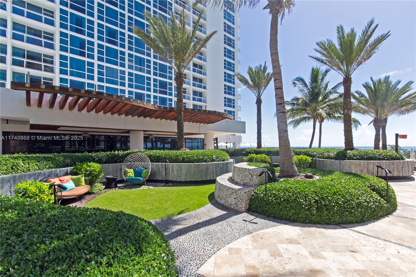 6801 Collins Ave #1214 (Deed Number 1206), Miami Beach FL 33141