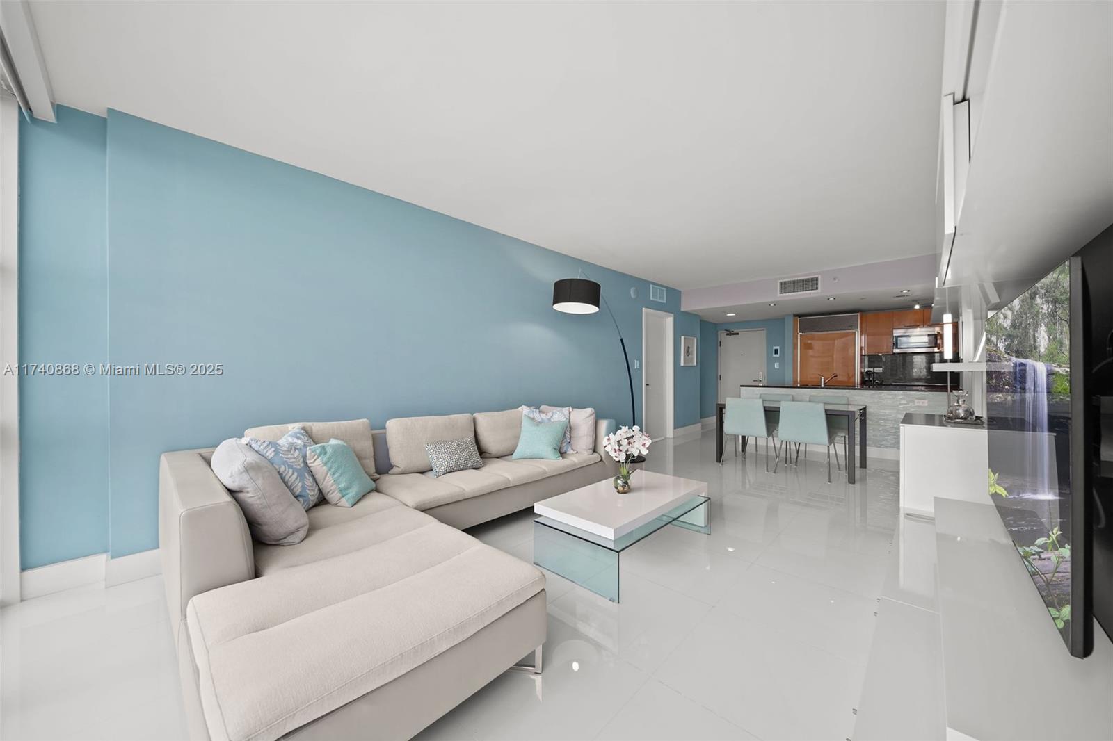 6801 Collins Ave #1214 (Deed Number 1206), Miami Beach FL 33141