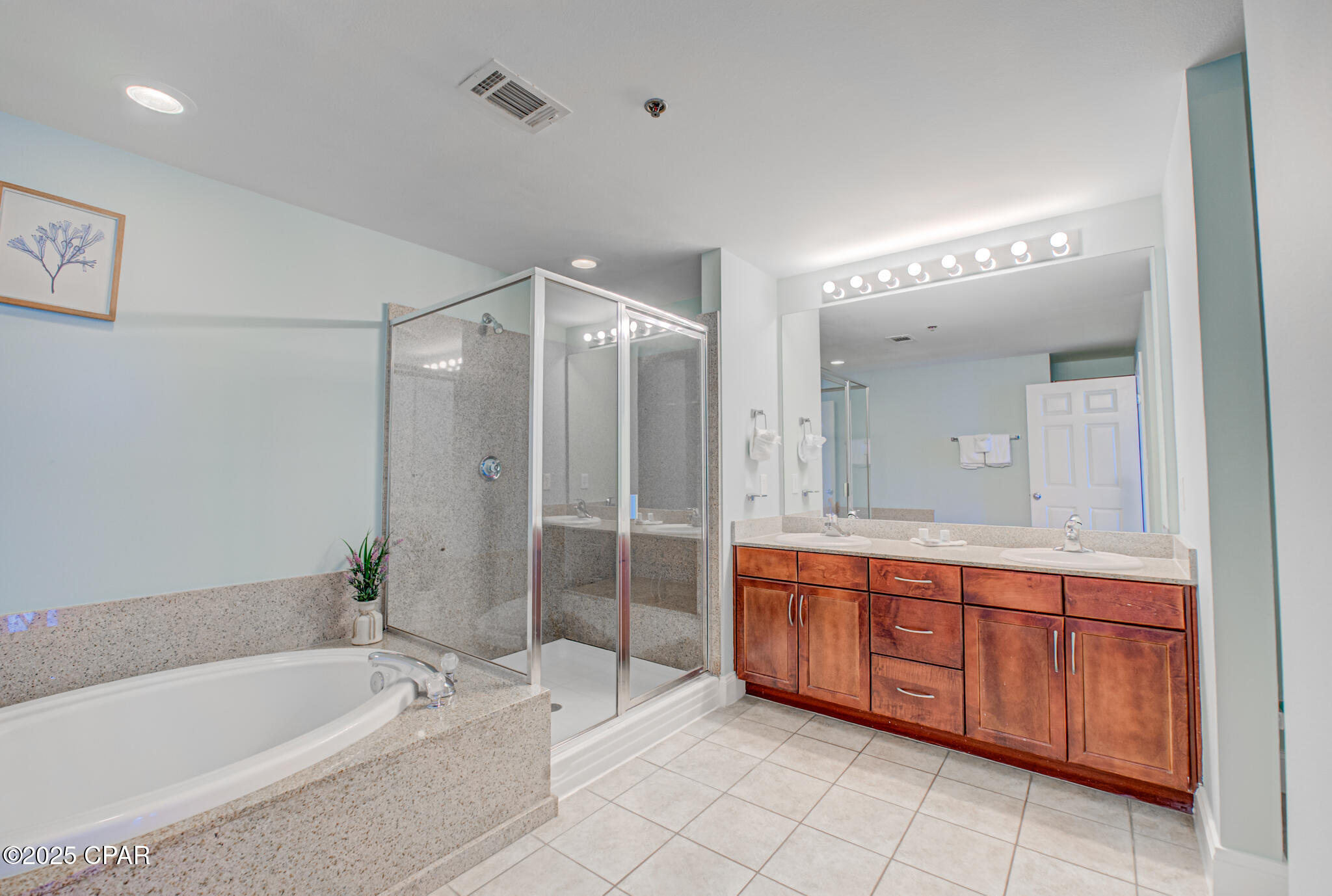 Image 13 For 9860 Thomas Drive 821