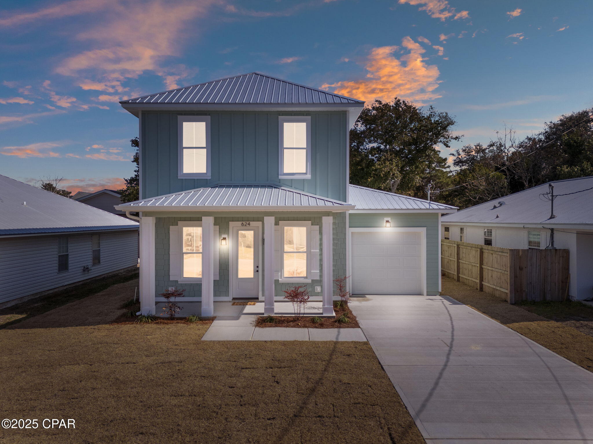 Image 2 For 624 Dolphin Drive