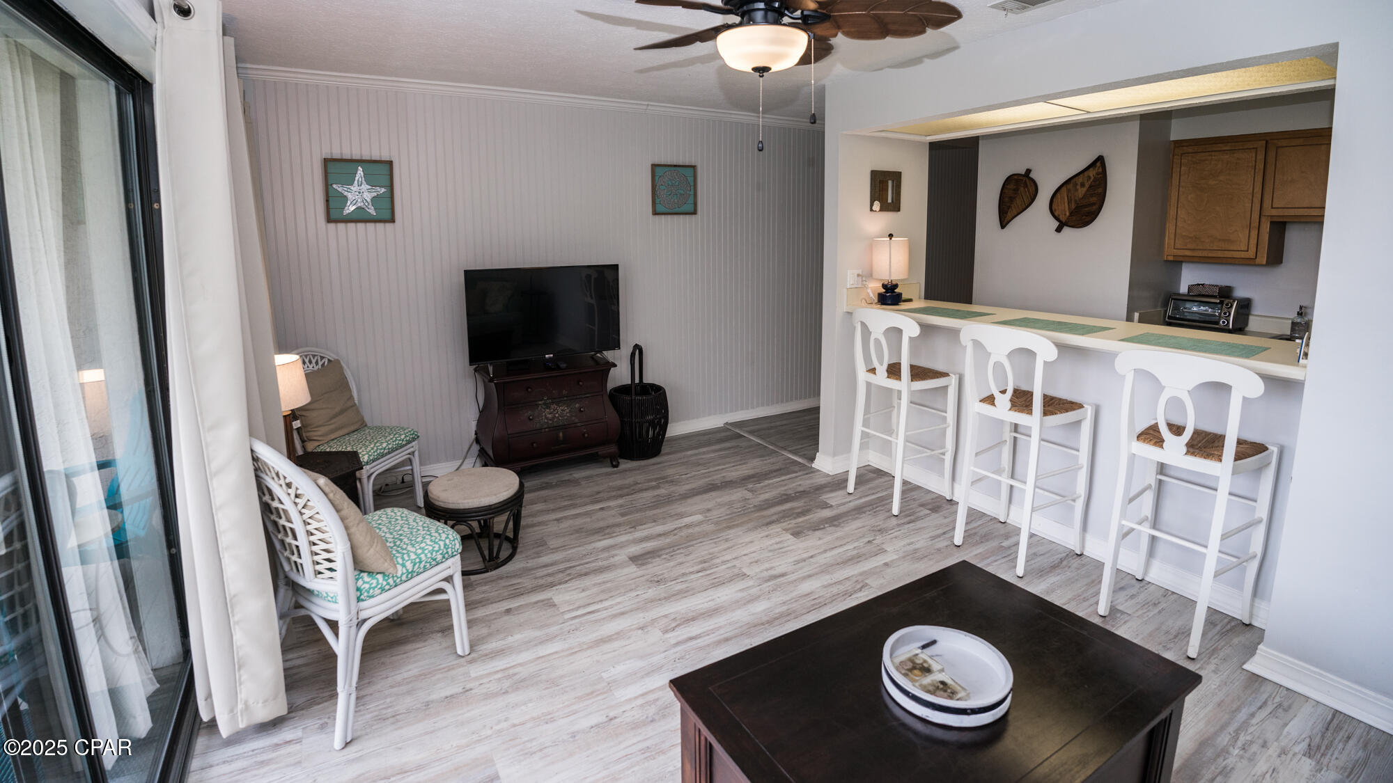 Image 4 For 17614 Front Beach Road 10c