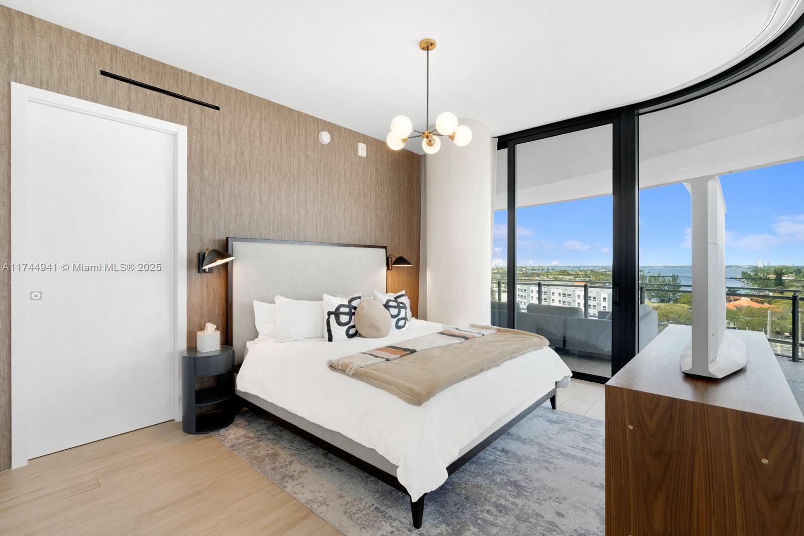 8701 Collins Ave #805, Miami Beach FL 33154