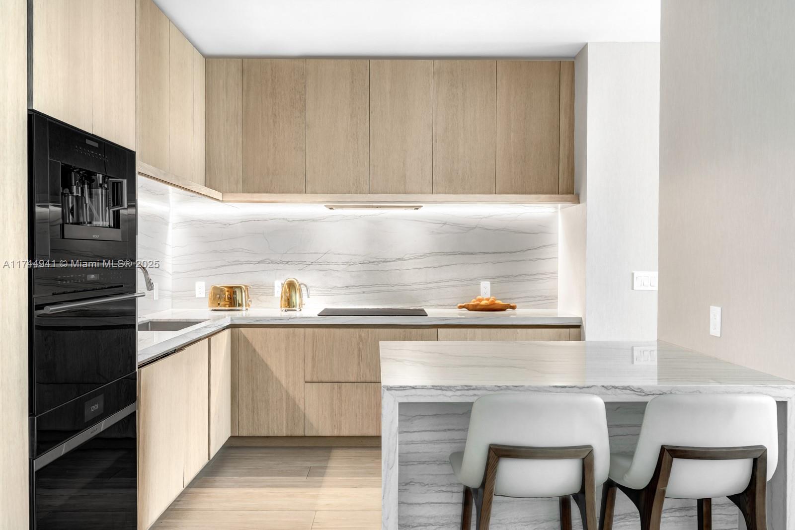 8701 Collins Ave #805, Miami Beach FL 33154
