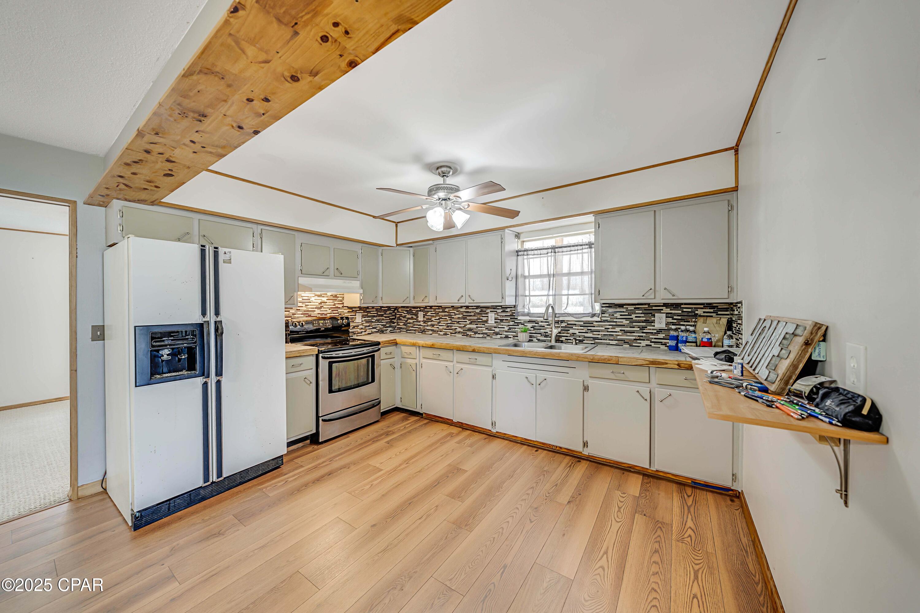 Image 13 For 8324 Highway 2301