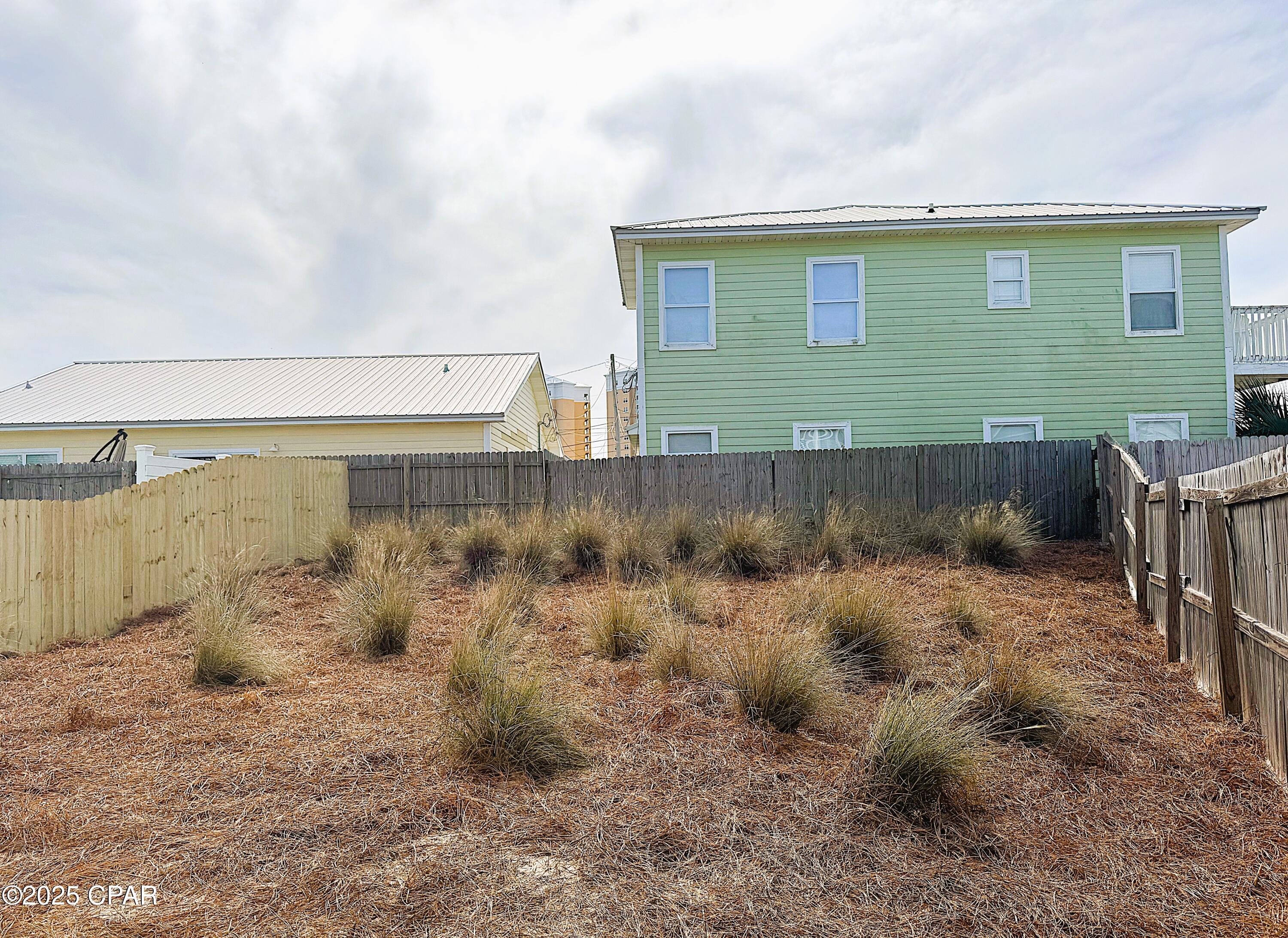 Image 16 For 3919 Ocean View B Drive