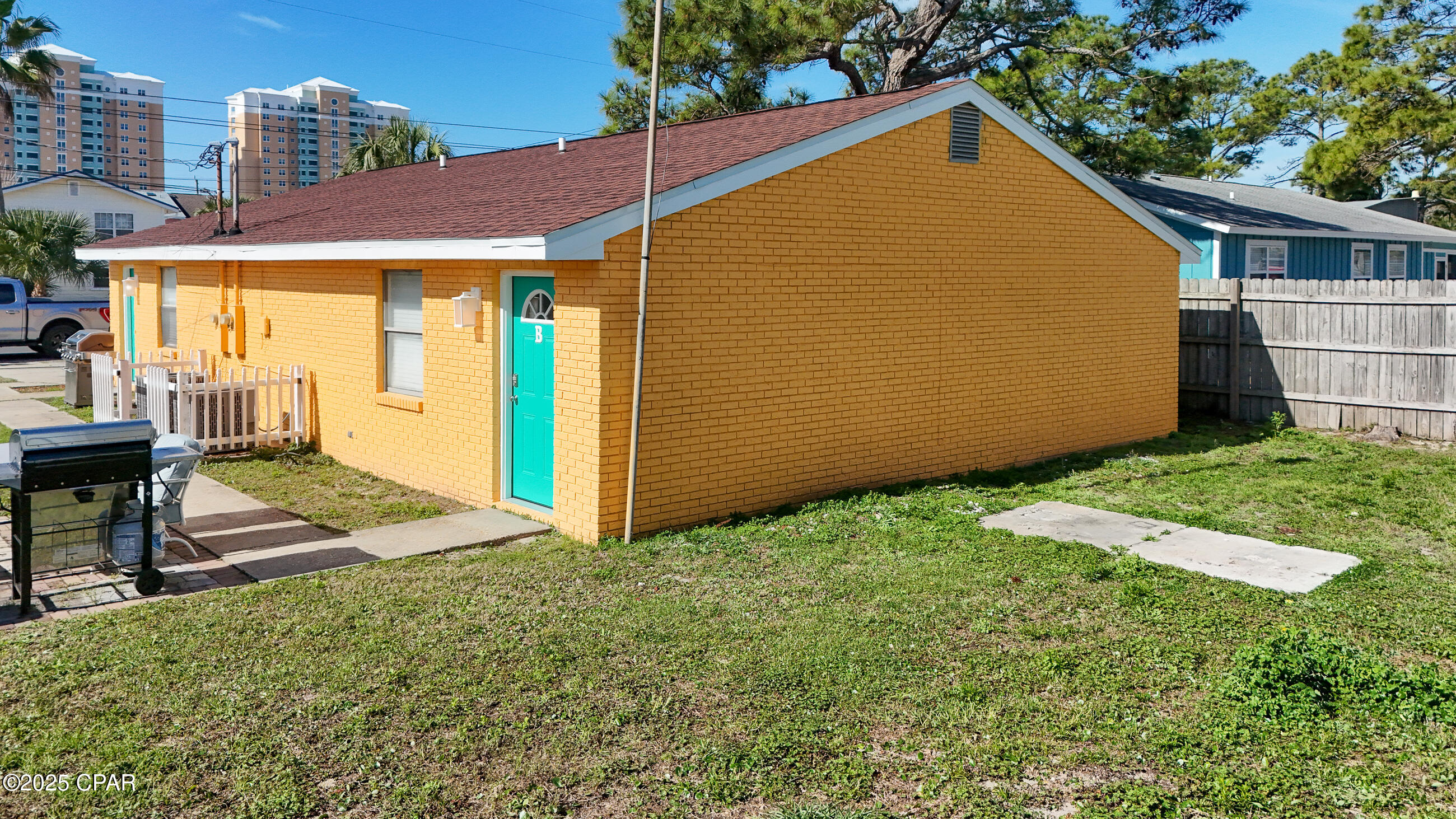 Image 9 For 7420 Sunset Avenue A & B