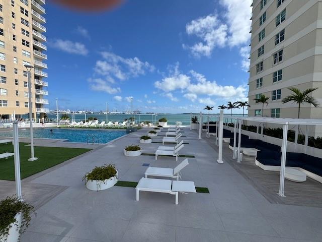 770 Claughton Island Dr #808, Miami FL 33131
