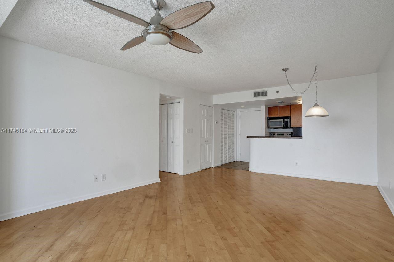 770 Claughton Island Dr #808, Miami FL 33131