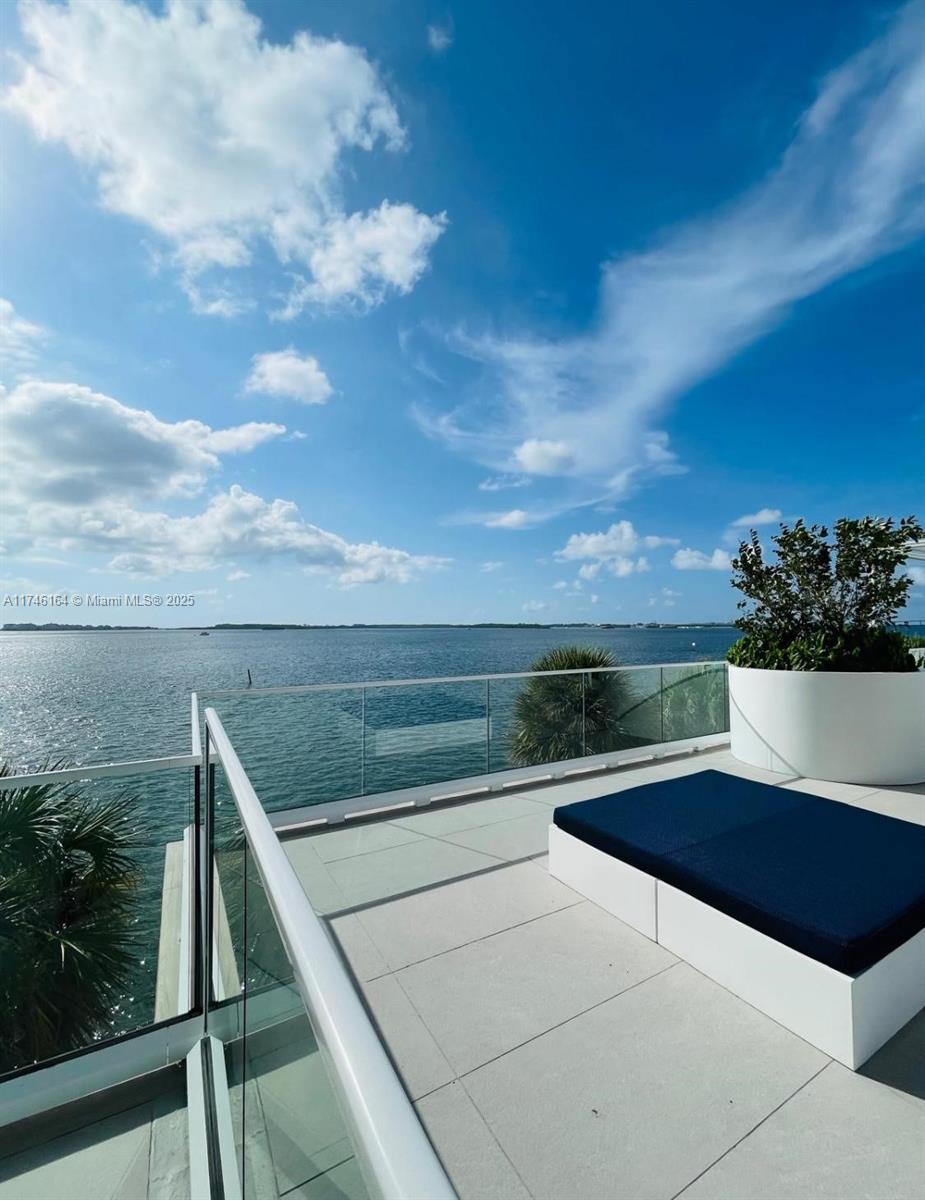 770 Claughton Island Dr #808, Miami FL 33131