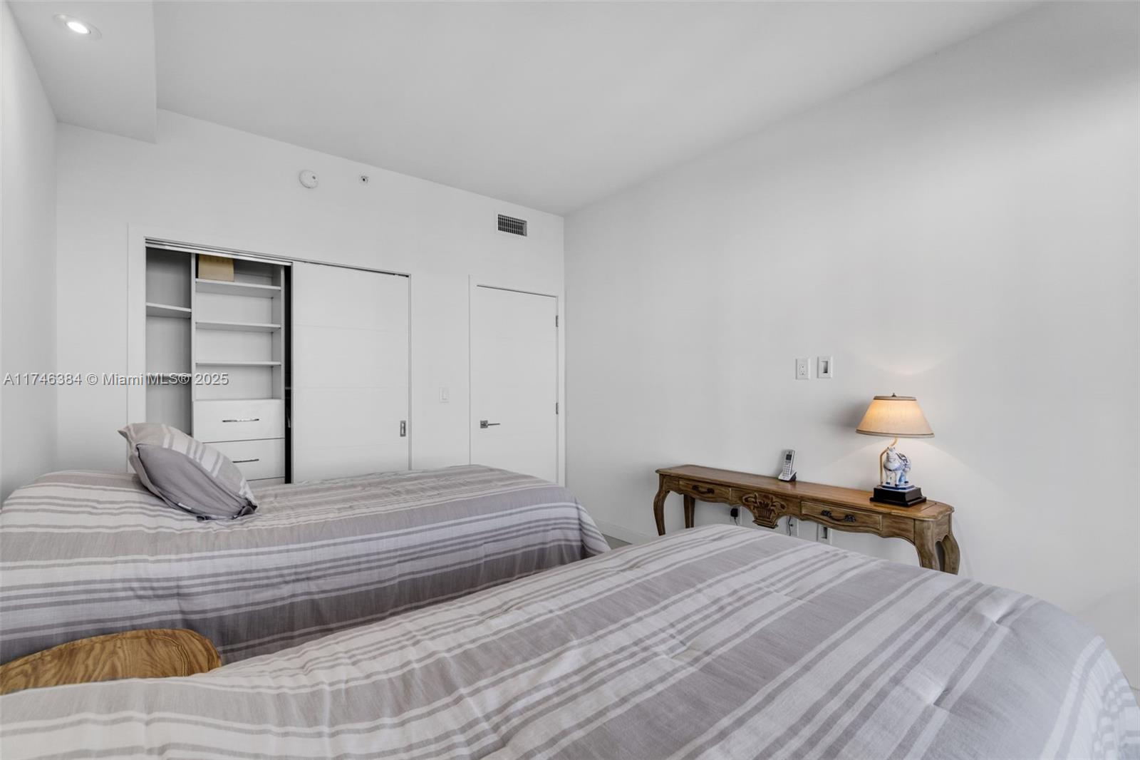 251 Crandon Blvd #829, Key Biscayne FL 33149
