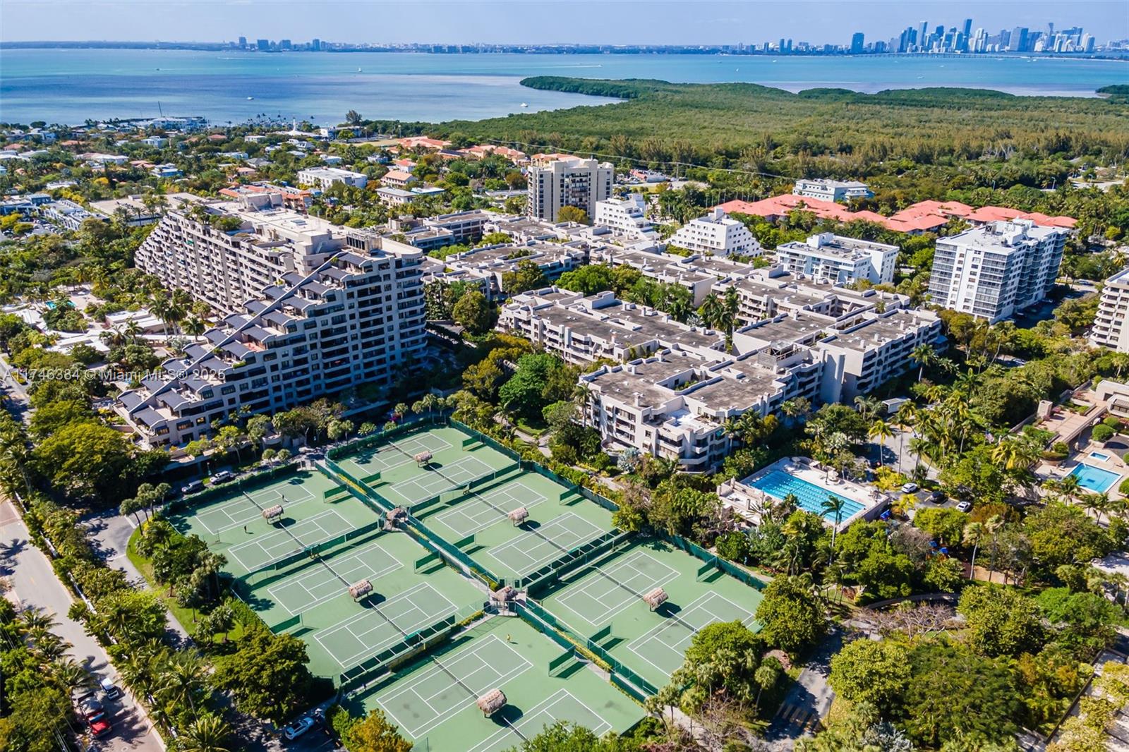 251 Crandon Blvd #829, Key Biscayne FL 33149
