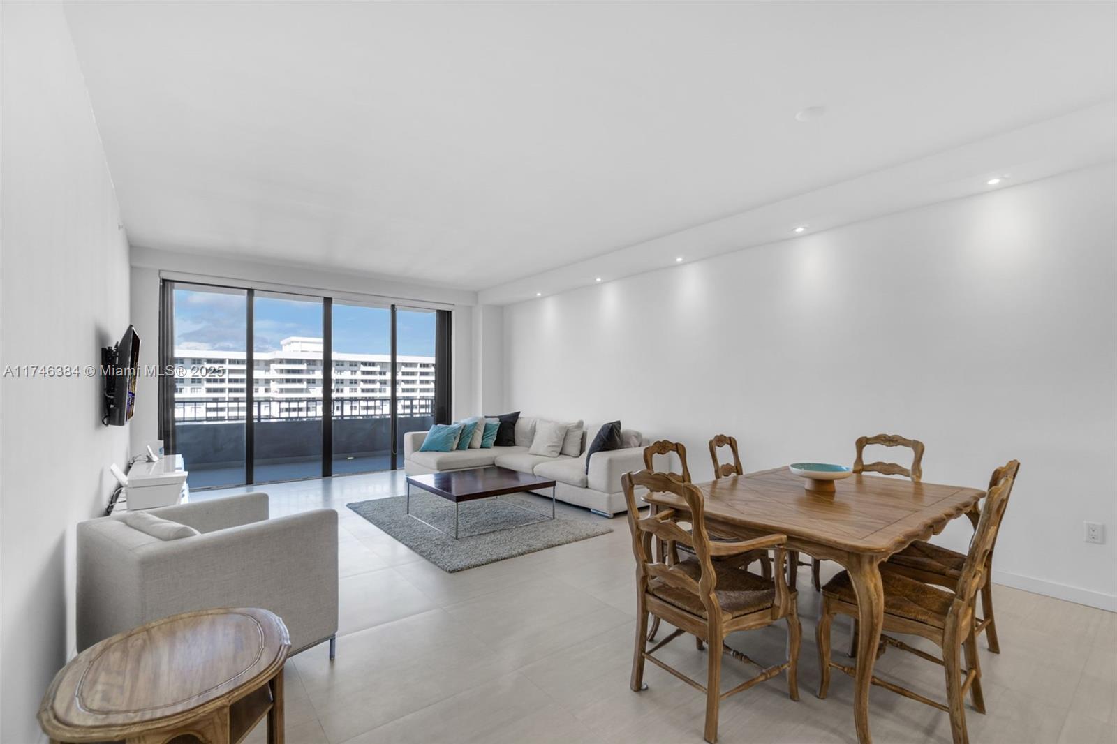 251 Crandon Blvd #829, Key Biscayne FL 33149