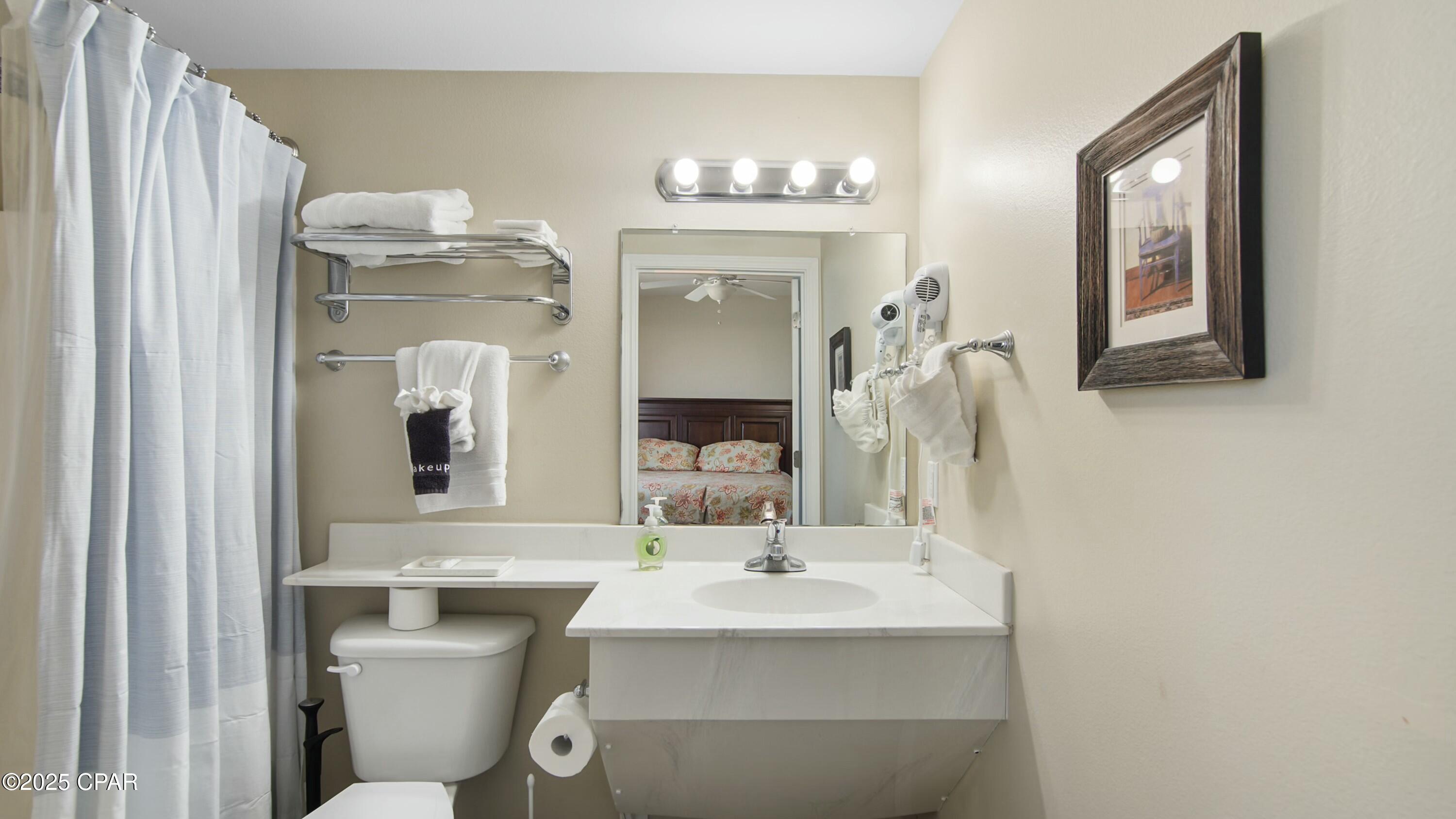 Image 6 For 9900 Thomas Drive 2131