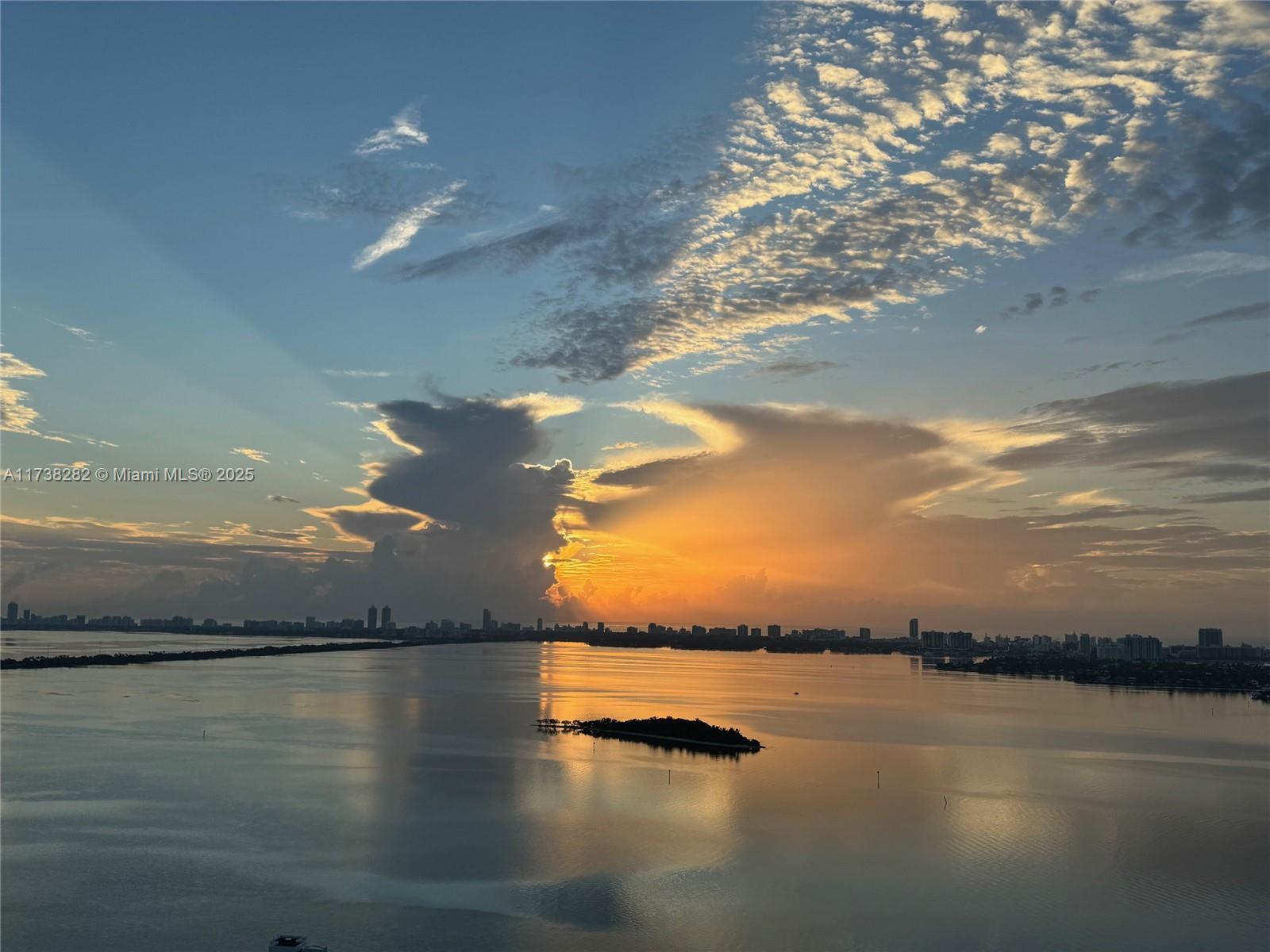 Apartamento en Venta en Miami, FL