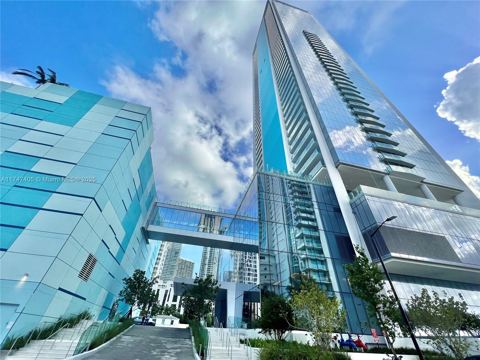 Condo for Rent in Miami, FL