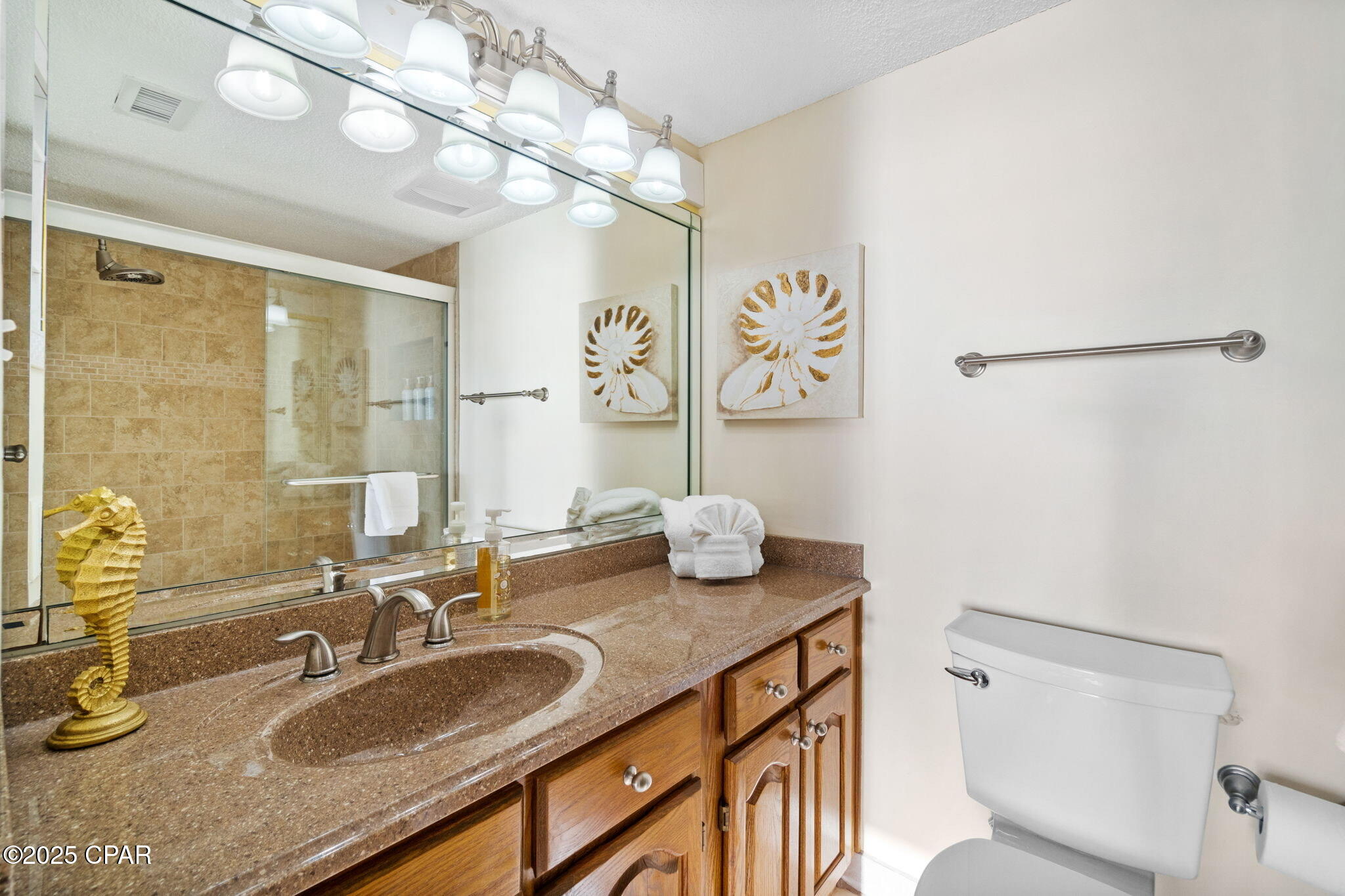 Image 16 For 4715 Thomas Dr Drive 501a