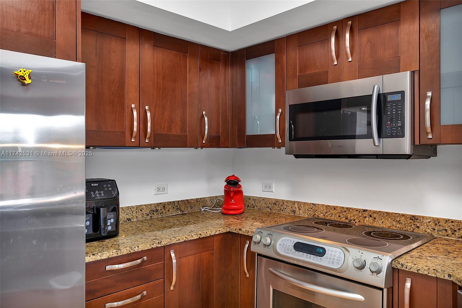 19900 E Country Club Dr #716, Aventura FL 33180