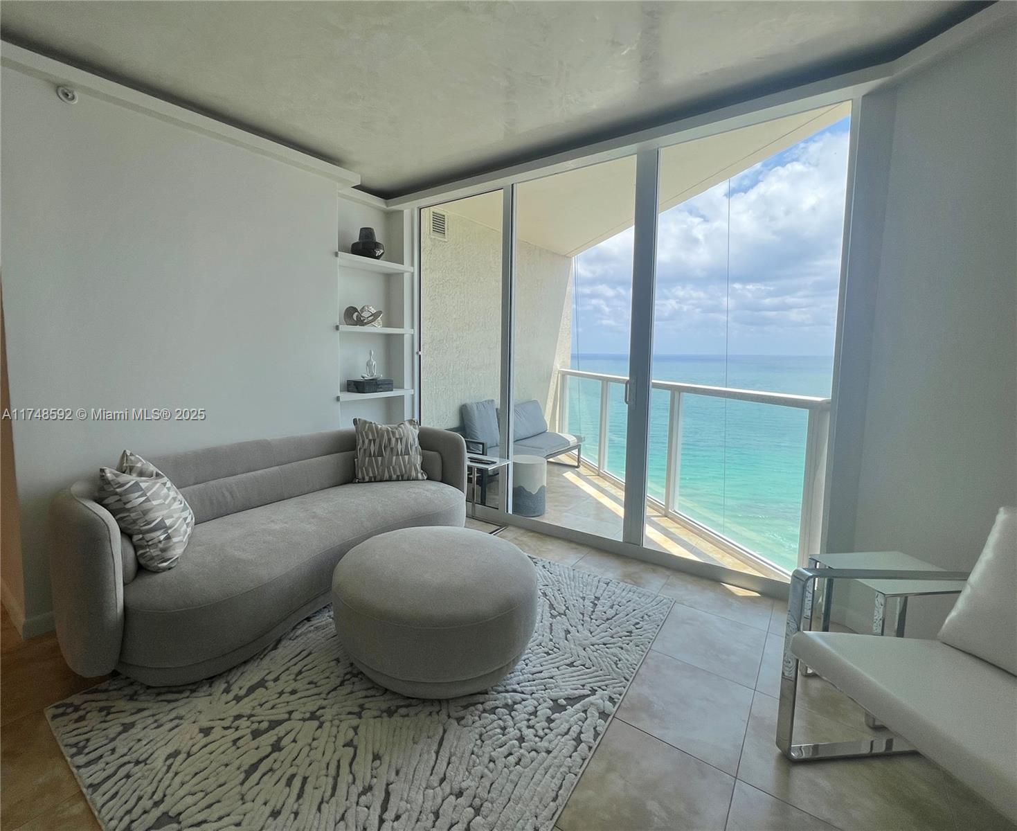 Apartamento para Alugar em Sunny Isles Beach, FL