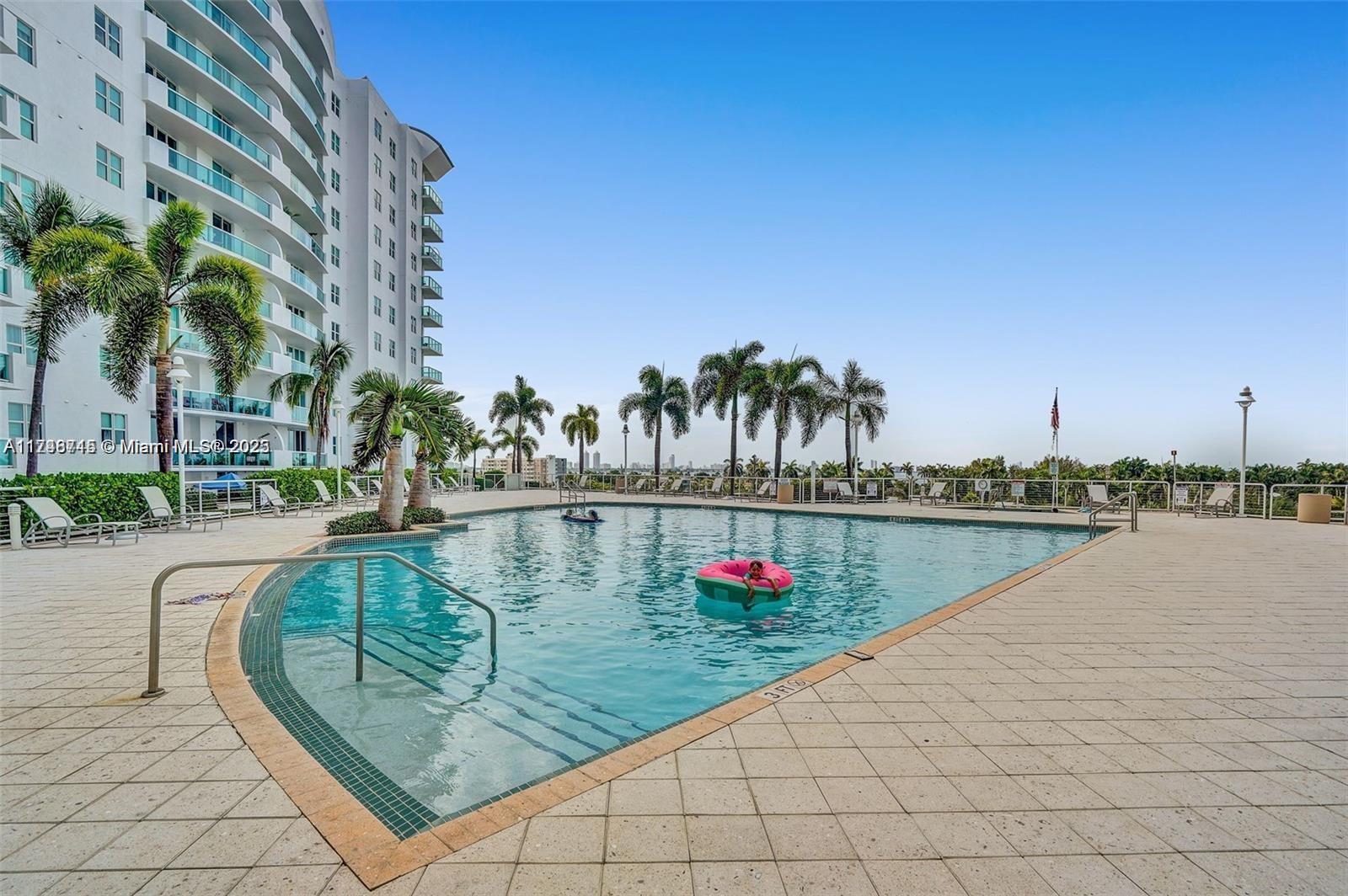 7900 Harbor Island Dr #PH26, North Bay Village FL 33141
