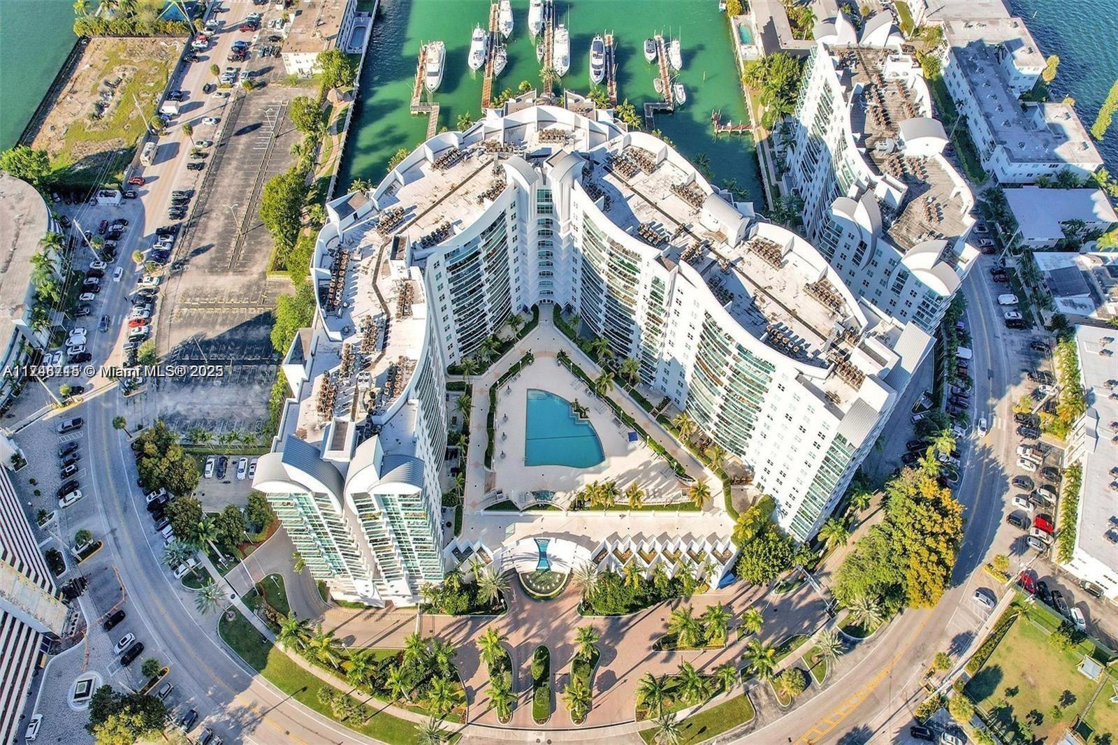 7900 Harbor Island Dr #PH26, North Bay Village FL 33141