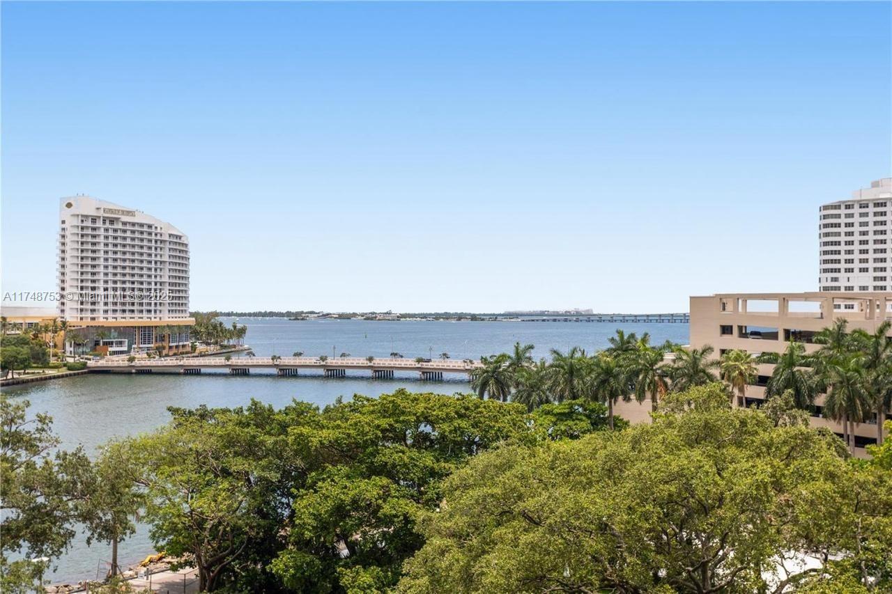 495 Brickell Ave #807, Miami FL 33131