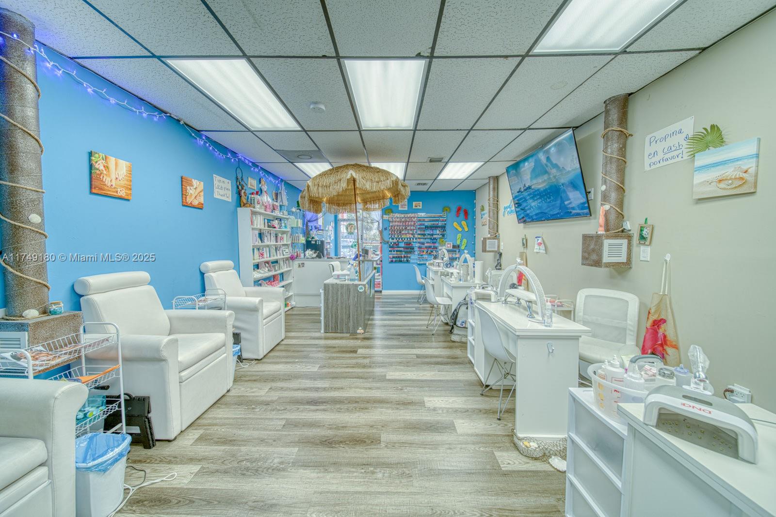 Full-service Nails & Beauty Spa For Sale In Sweetwater