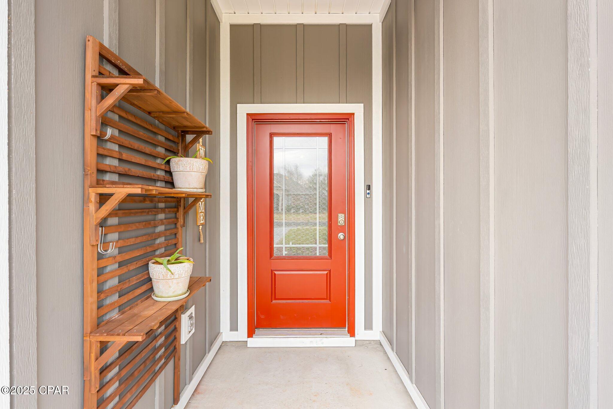 196 Martingale Loop, Lynn Haven, Florida image 4