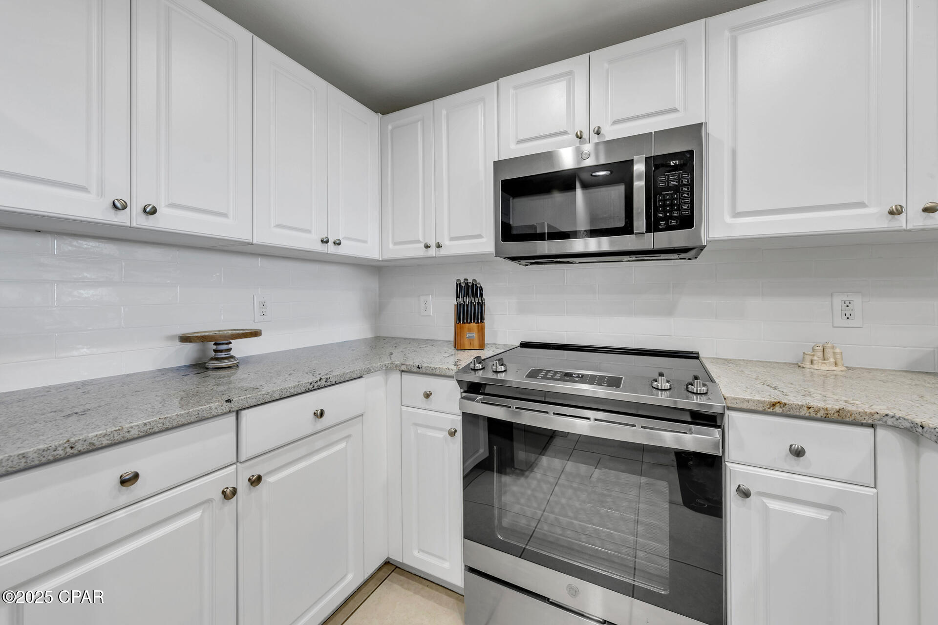 Image 12 For 1751 Scenic Highway 98  302