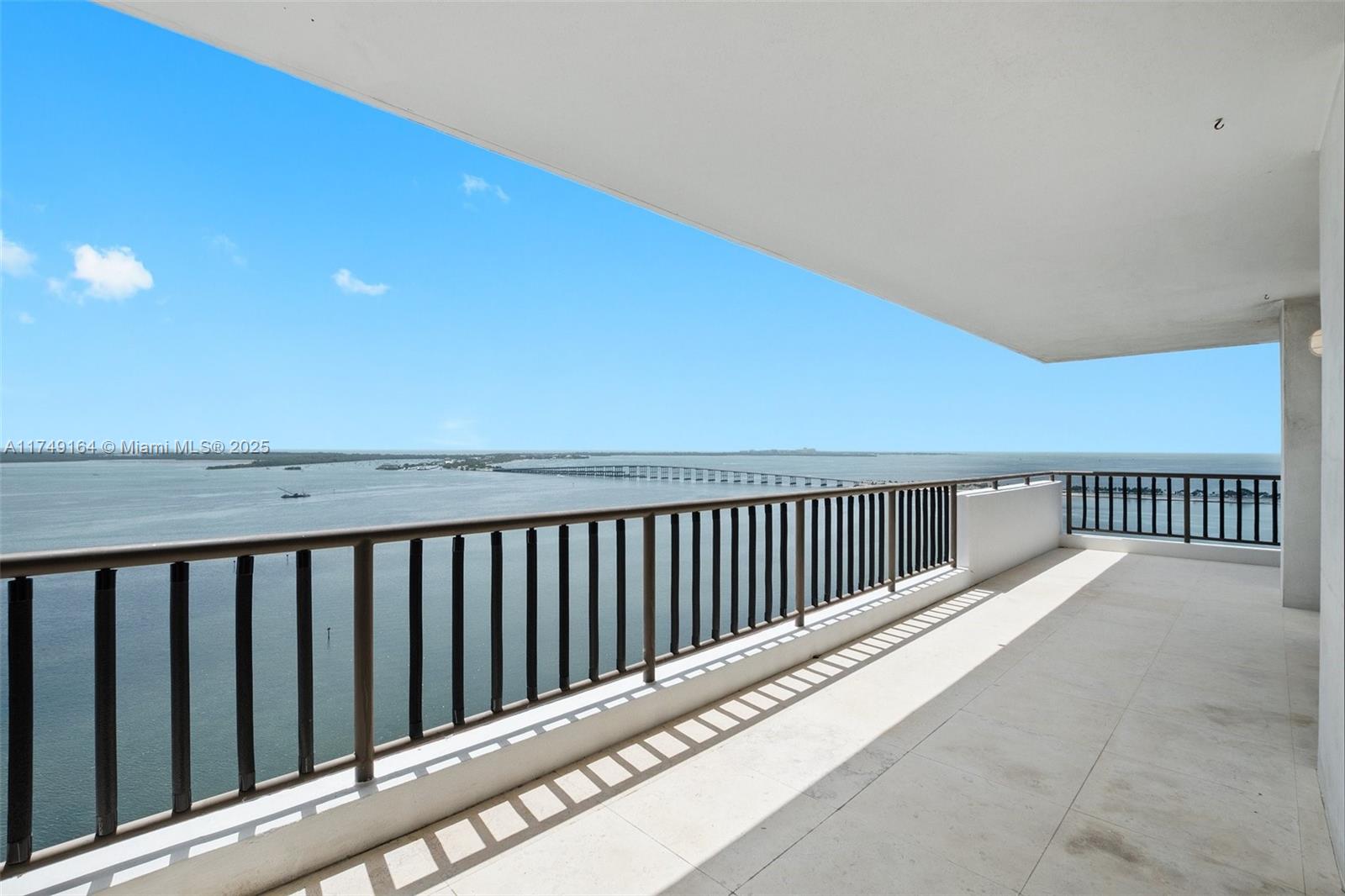 1581 Brickell Ave #2101, Miami FL 33129