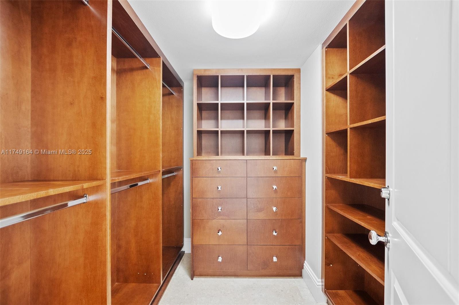 1581 Brickell Ave #2101, Miami FL 33129